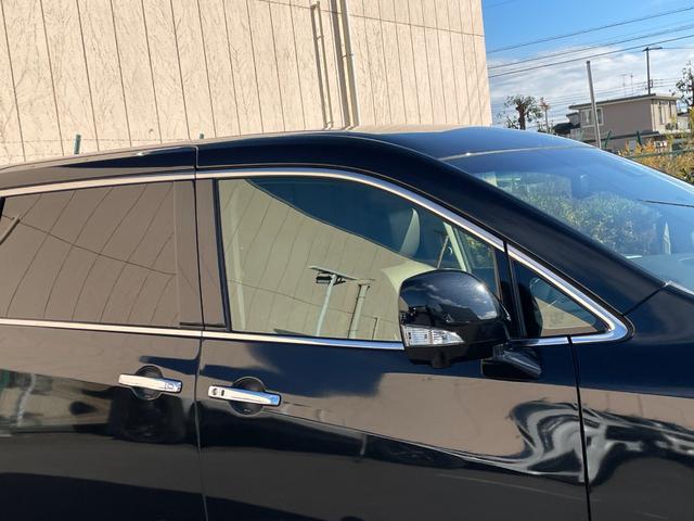 �y���z�K���o�[����X�́u�g�C�U��X�E�x�r�[�U��X����v�̂����ׂ�B�u�W���C�t���z���_����X����v�̓��H�����񂾖ڂ̑O�ł��I�݂Ȃ��܂̂��ԑI�т̂���`���������Ă��������I