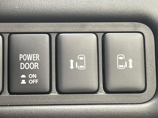 デリカD:5 シャモニー 登録済未使用車 eアシスト LEDヘッドライト 両パワースライドドア レーダークルーズコントロール オートマチックハイビーム 誤発進抑制機能 車線逸脱警報 オートステップ&ゴー パワーシート(8枚目)