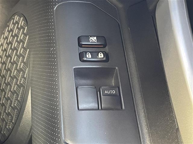 ＦＪクルーザー ベースグレード　社外ＳＤ７型ナビフルセグ　社外１７インチＡＷ　　ＢＦグッドリッチタイヤ　　ＬＥＤライト　バックカメラ　３６０度ドライブレコーダー　バックソナー　純正エンジンスタート　社外ＥＴＣ　キーレス（10枚目）