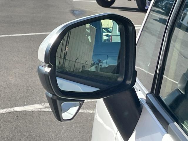 ステップワゴン ｅ：ＨＥＶスパーダ　純正１１．４型ナビ　ホンダセンシング　両側電動ドア　追従クルコン　ハーフレザー　シートヒーター　フルセグＴＶ　Ｂｌｕｅｔｏｏｔｈ　ＤＶＤ再生　コーナーセンサー　衝突被害軽減　ＢＳＭ　ＬＥＤヘッド（78枚目）