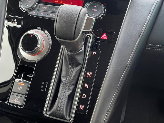 デリカＤ：５ シャモニー　登録済未使用車　純正アルパイン１１型ナビ　全周囲カメラ　両側電動ドア　電動リアゲート　ハーフレザー　パワーシート　シート・ハンドルヒーター　フルセグＴＶ　ＨＤＭＩ　追従クルコン　ＬＥＤヘッド　ＢＳＭ（37枚目）