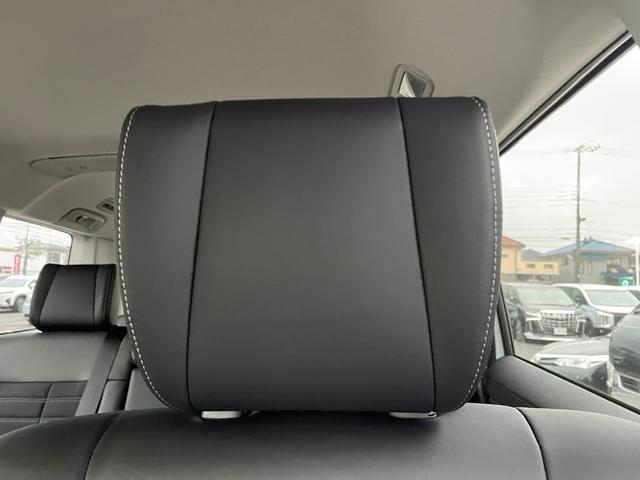 デリカＤ：５ シャモニー　登録済未使用車　純正アルパイン１１型ナビ　全周囲カメラ　両側電動ドア　電動リアゲート　ハーフレザー　パワーシート　シート・ハンドルヒーター　フルセグＴＶ　ＨＤＭＩ　追従クルコン　ＬＥＤヘッド　ＢＳＭ（52枚目）