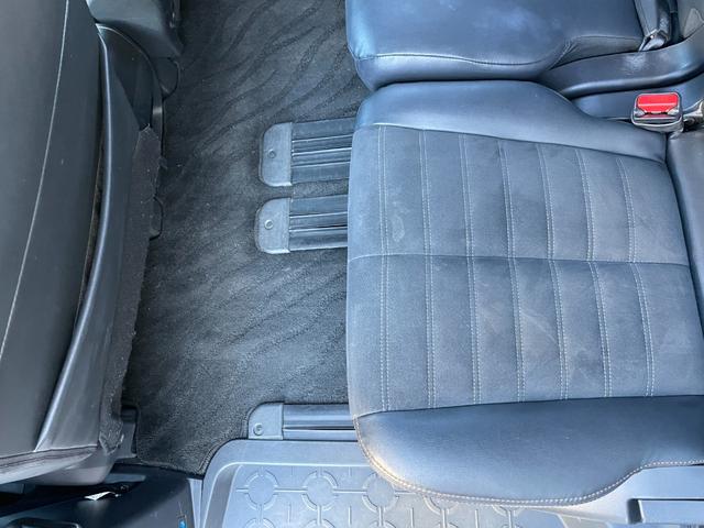 デリカＤ：５ ジャスパー　純正ナビ　バックカメラ　サイドカメラ　両側パワスラ　クルコン　フリップダウンモニター　ドラレコ　シートヒーター　パドルシフト　ＥＴＣ　黒ハーフレザー　純正ＡＷ　電格ミラー　キセノン（59枚目）