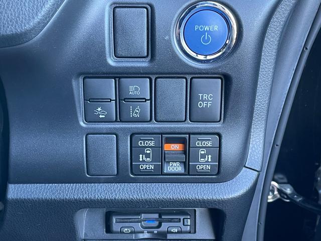 ヴォクシー ハイブリッドＺＳ　煌ＩＩＩ　８インチナビ　バックカメラ　両側パワースライドドア　フルセグＴＶ　ハーフレザーシート　シートヒーター　クルーズコントロール　ＬＥＤヘッドライト　ＥＴＣ　前後ドライブレコーダー　プッシュスタート（32枚目）