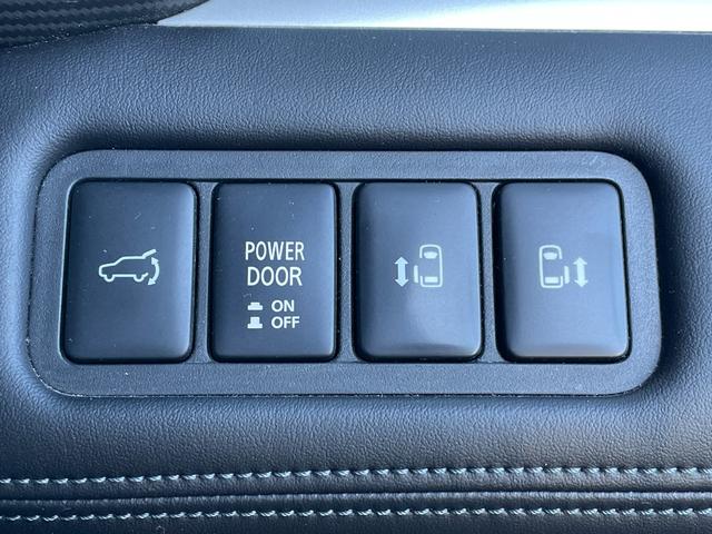 デリカD:5 P ガナドールマフラー カロッツェリアディスプレイオーディオ 全周囲カメラ eアシスト レーダークルーズコントロール 両側パワスラ パワーバックドア パワーシート シートヒーター ステアリングヒーター(9枚目)