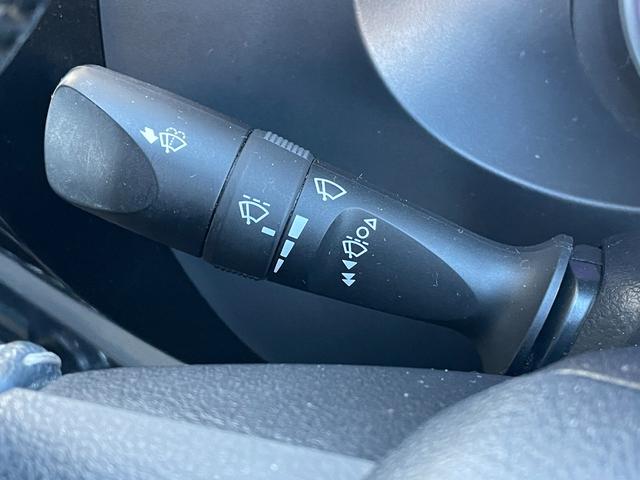 �y���z�K���o�[����X�́u�g�C�U��X�E�x�r�[�U��X����v�̂����ׂ�B�u�W���C�t���z���_����X����v�̓��H�����񂾖ڂ̑O�ł��I�݂Ȃ��܂̂��ԑI�т̂���`���������Ă��������I