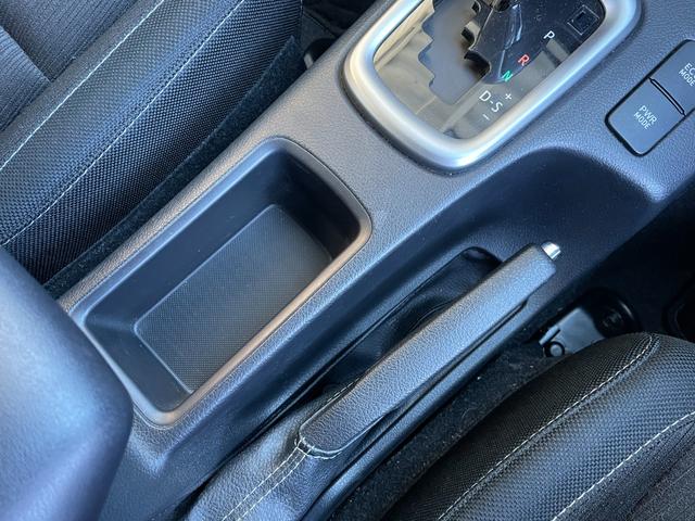 �y���z�K���o�[����X�́u�g�C�U��X�E�x�r�[�U��X����v�̂����ׂ�B�u�W���C�t���z���_����X����v�̓��H�����񂾖ڂ̑O�ł��I�݂Ȃ��܂̂��ԑI�т̂���`���������Ă��������I