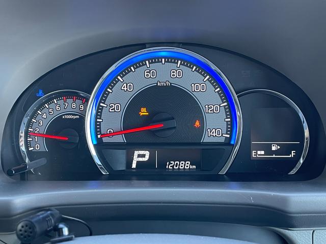 �y���z�K���o�[����X�́u�g�C�U��X�E�x�r�[�U��X����v�̂����ׂ�B�u�W���C�t���z���_����X����v�̓��H�����񂾖ڂ̑O�ł��I�݂Ȃ��܂̂��ԑI�т̂���`���������Ă��������I