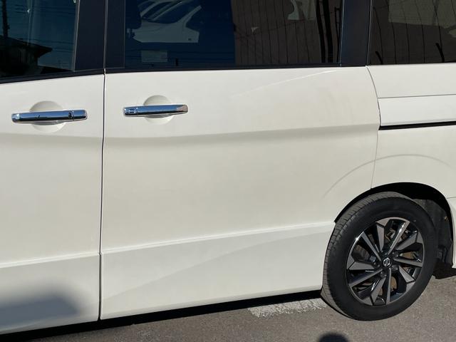 セレナ ｅ－パワー　ハイウェイスターＶ　純正１０インチメモリナビ　ＣＤ／ＤＶＤ／ＢＴ　フルセグＴＶ　エマージェンシーブレーキ　レーンキープアシスト　ブラインドスポットモニター　プロパイロット　前方ドライブレコーダー　両側電動スライドドア（72枚目）