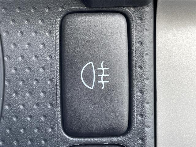 ������тm���C�P���̃K���o�[�����炱���ł��鍂������I���Q�O�Q�O�N�P���@�i���j���{�\����������������ׁi�������ÎԔ���s��̑�蔃����Ǝ҂�ΏۂƂ����u���Î����Ԕ���䐔�m���D�P�����v���j