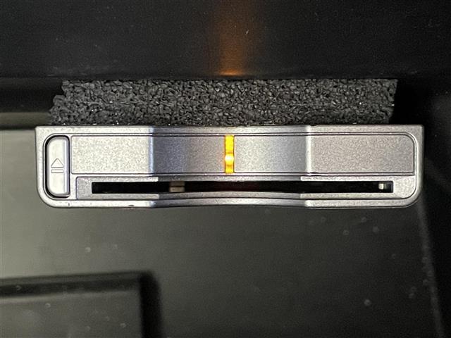 N-BOX G SSパッケージ 純正ナビ バックカメラ 両側パワスラ ETC TCS CTBA ECON ヘッドライトレベライザー 電格ミラー ステアリングスイッチ 純正AW 純正フロアマット ドアバイザー プッシュスタート(8枚目)