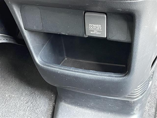 N-BOX G SSパッケージ 純正ナビ バックカメラ 両側パワスラ ETC TCS CTBA ECON ヘッドライトレベライザー 電格ミラー ステアリングスイッチ 純正AW 純正フロアマット ドアバイザー プッシュスタート(33枚目)