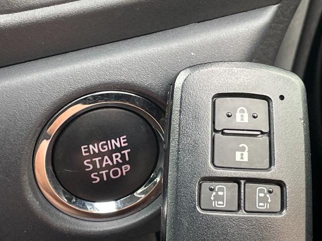 ヴォクシー ＺＳ　純正ナビ　バックカメラ　両側パワースライドドア　ＥＴＣ　プッシュスタート　スマートキー　アイドリングストップ　ＭＴモード付ＡＴ　フルセグＴＶ　純正１６インチＡＷ　ＬＥＤヘッドライト（11枚目）