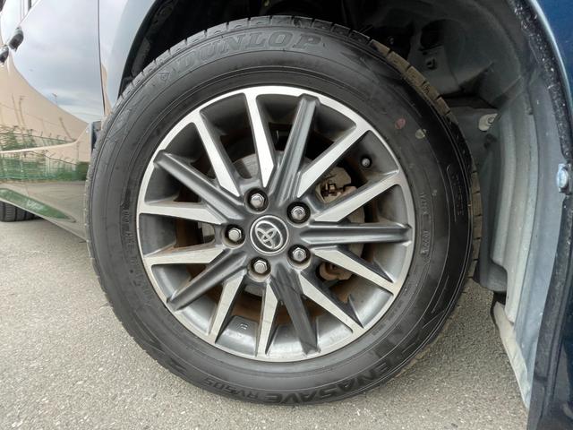 ヴォクシー ＺＳ　純正ナビ　バックカメラ　両側パワースライドドア　ＥＴＣ　プッシュスタート　スマートキー　アイドリングストップ　ＭＴモード付ＡＴ　フルセグＴＶ　純正１６インチＡＷ　ＬＥＤヘッドライト（18枚目）