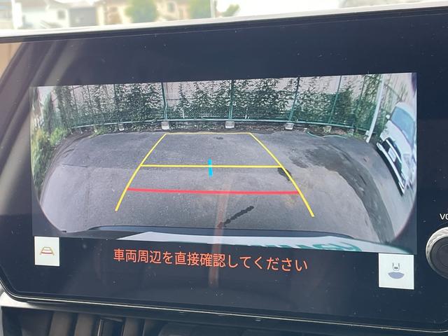 ＲＡＶ４ ハイブリッドアドベンチャー　４ＷＤ　純正ディスプレイオーディオ　フルセグＴＶ　アラウンドビューカメラ　前後ドライブレコーダー　ステアリングヒーター　Ｄ席パワーシート　運転席／助手席シートヒーター　トヨタセーフティセンス　ＥＴＣ（5枚目）