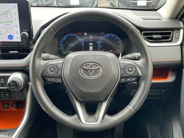 ＲＡＶ４ ハイブリッドアドベンチャー　４ＷＤ　純正ディスプレイオーディオ　フルセグＴＶ　アラウンドビューカメラ　前後ドライブレコーダー　ステアリングヒーター　Ｄ席パワーシート　運転席／助手席シートヒーター　トヨタセーフティセンス　ＥＴＣ（27枚目）