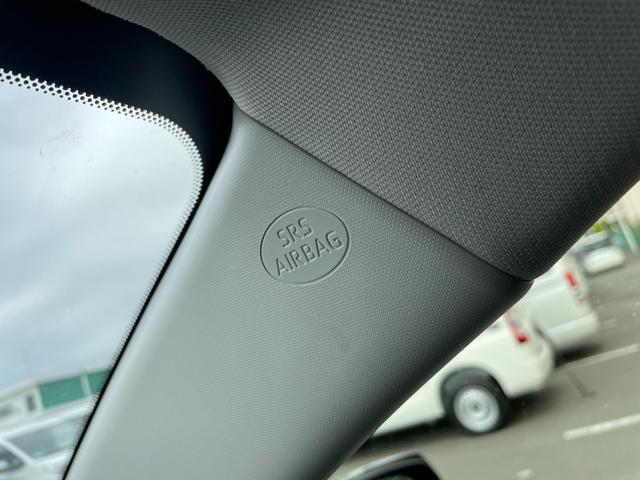 ＲＡＶ４ ハイブリッドアドベンチャー　４ＷＤ　純正ディスプレイオーディオ　フルセグＴＶ　アラウンドビューカメラ　前後ドライブレコーダー　ステアリングヒーター　Ｄ席パワーシート　運転席／助手席シートヒーター　トヨタセーフティセンス　ＥＴＣ（44枚目）