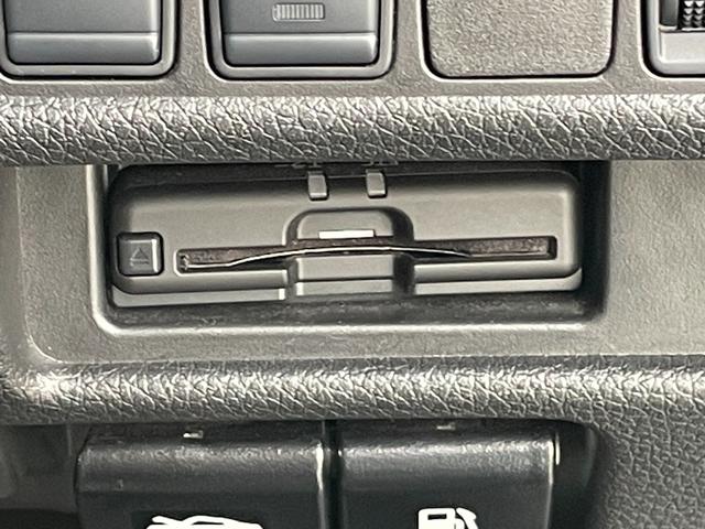 エクストレイル ２０Ｘｉ　純正１０インチナビ　フルセグ　Ｂｌｕｅｔｏｏｔｈ　ＣＤ／ＤＶＤ再生　アラウンドビューモニター　パワーバックドア　デジタルインナーミラー　プロパイロット　シートヒーター　レーンキープアシスト　ＡＣＣ（12枚目）