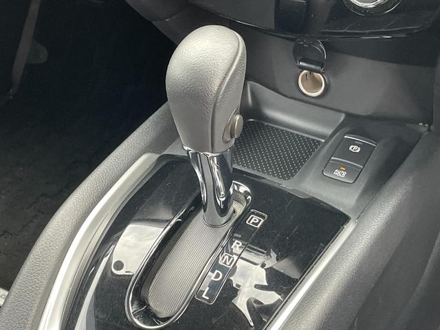 エクストレイル ２０Ｘｉ　純正１０インチナビ　フルセグ　Ｂｌｕｅｔｏｏｔｈ　ＣＤ／ＤＶＤ再生　アラウンドビューモニター　パワーバックドア　デジタルインナーミラー　プロパイロット　シートヒーター　レーンキープアシスト　ＡＣＣ（37枚目）