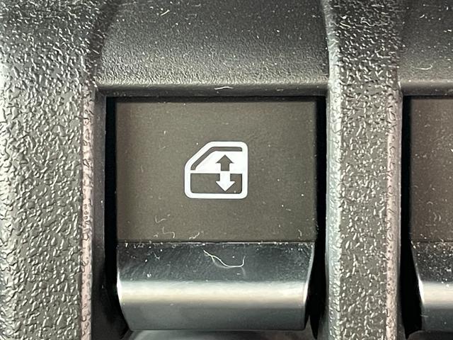 ジムニーシエラ JC ワンオーナー 4WD ストラーダナビ フルセグTV CD/DVD再生 衝突軽減ブレーキ ヒルディセントコントロール デュアルセンサーブレーキサポート クルーズコントロール ETC ステアリングスイッチ(35枚目)