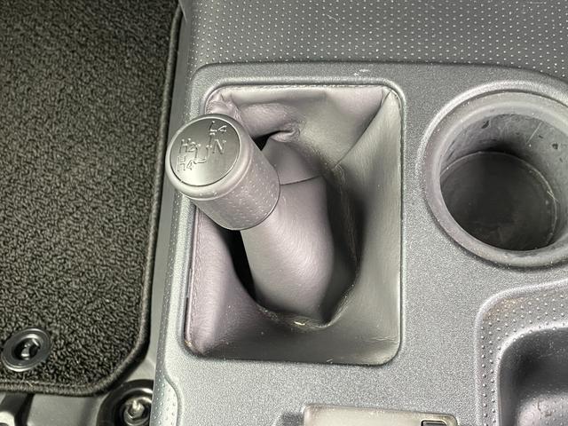 ＦＪクルーザー ベースグレード　４ＷＤ　純正ナビ　ＴＶ　ＣＤ／ＤＶＤ　Ｂｌｕｅｔｏｏｔｈ　バックモニター　クリアランスソナー　ＥＴＣ　ドライブレコーダー　横滑り防止措置　フォグランプ　ステアリングスイッチ　エアコン　電動格納ミラー（35枚目）