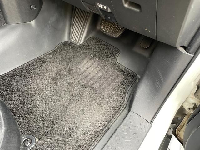 ＦＪクルーザー ベースグレード　４ＷＤ　純正ナビ　ＴＶ　ＣＤ／ＤＶＤ　Ｂｌｕｅｔｏｏｔｈ　バックモニター　クリアランスソナー　ＥＴＣ　ドライブレコーダー　横滑り防止措置　フォグランプ　ステアリングスイッチ　エアコン　電動格納ミラー（45枚目）