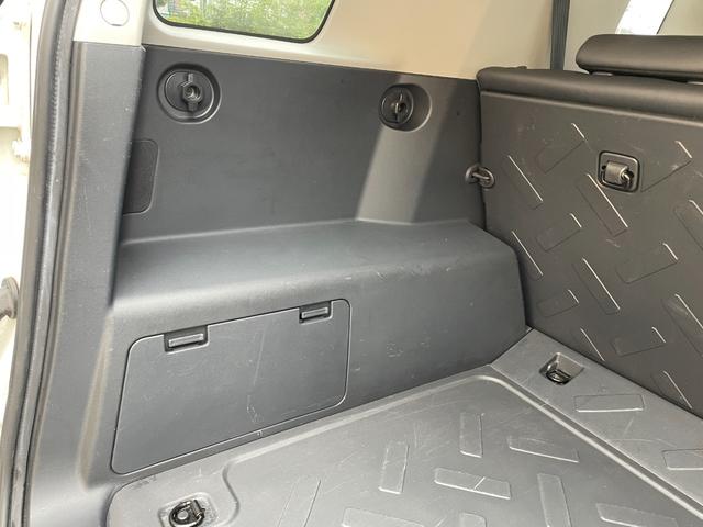 ＦＪクルーザー ベースグレード　４ＷＤ　純正ナビ　ＴＶ　ＣＤ／ＤＶＤ　Ｂｌｕｅｔｏｏｔｈ　バックモニター　クリアランスソナー　ＥＴＣ　ドライブレコーダー　横滑り防止措置　フォグランプ　ステアリングスイッチ　エアコン　電動格納ミラー（61枚目）