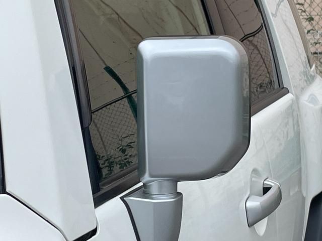 ＦＪクルーザー ベースグレード　４ＷＤ　純正ナビ　ＴＶ　ＣＤ／ＤＶＤ　Ｂｌｕｅｔｏｏｔｈ　バックモニター　クリアランスソナー　ＥＴＣ　ドライブレコーダー　横滑り防止措置　フォグランプ　ステアリングスイッチ　エアコン　電動格納ミラー（77枚目）