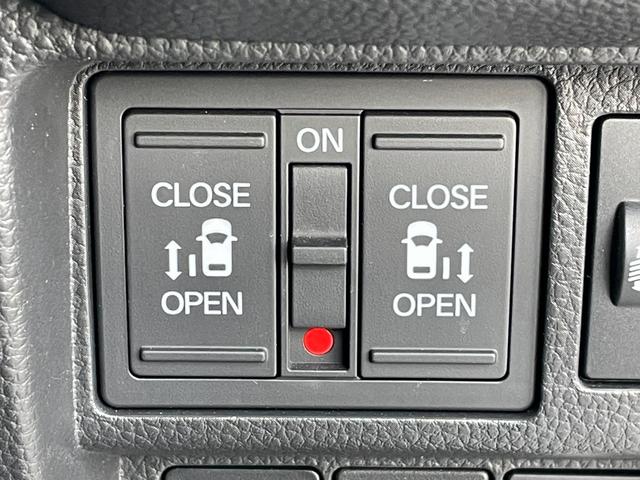 ステップワゴン スパーダ　Ｇａｔｈｅｒｓ純正８型ナビ　フルセグＴＶ　ＣＤ／ＤＶＤ　バックカメラ　追従クルーズ　ＢＳＭ　シートヒーター　両側パワースライドドア　電動リアゲート　ＥＴＣ　ドライブレコーダー　衝突被害軽減ブレーキ（10枚目）