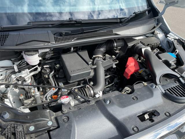 ステップワゴン スパーダ　Ｇａｔｈｅｒｓ純正８型ナビ　フルセグＴＶ　ＣＤ／ＤＶＤ　バックカメラ　追従クルーズ　ＢＳＭ　シートヒーター　両側パワースライドドア　電動リアゲート　ＥＴＣ　ドライブレコーダー　衝突被害軽減ブレーキ（80枚目）