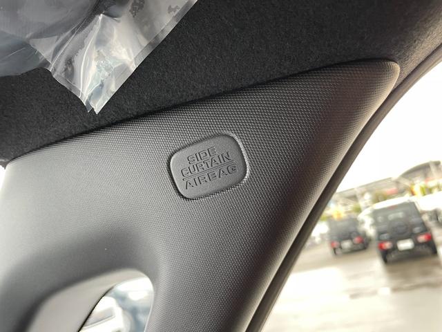 ステップワゴン スパーダ 登録済未使用車 バックカメラ 追従クルーズ ブラインドスポットインフォメーション 前席シートヒーター パワーテールゲート 両側パワースライドドア 全列USBチャージャー 衝突軽減ブレーキ 純正アルミ(39枚目)