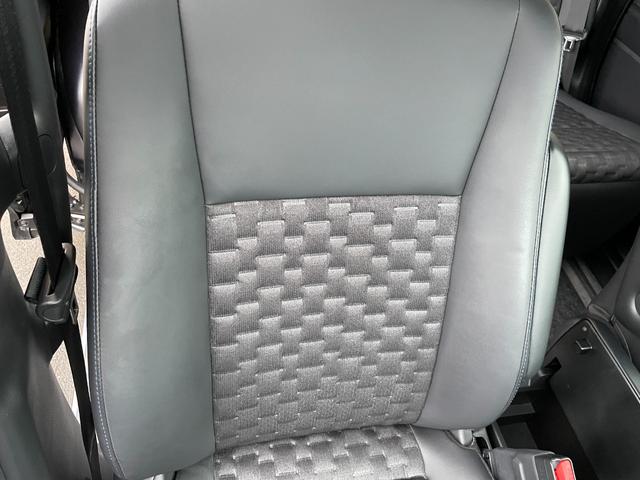 ヴォクシー ハイブリッドS-Z 快適利便パッケージHI 純正10.5型コネクトナビ TV CD/DVD ブラインドスポットモニター 3眼LEDヘッドライト 両側電動ドア ビルトインETC2.0 ハーフレザーシート 追従クルーズ(44枚目)