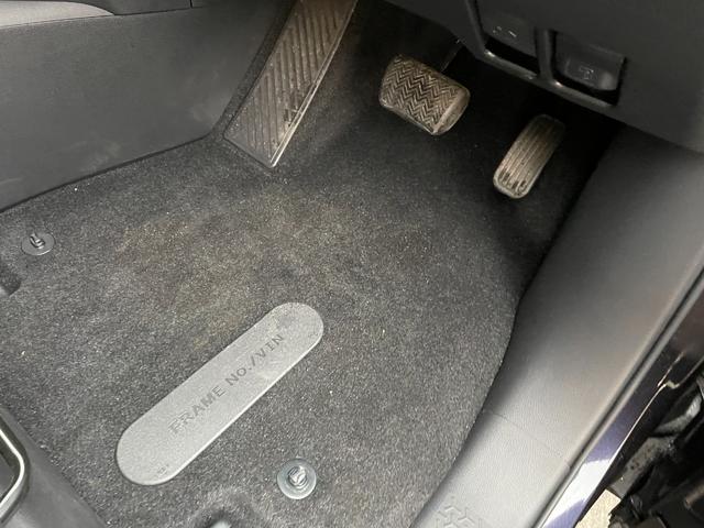 ヴォクシー ハイブリッドS-Z 快適利便パッケージHI 純正10.5型コネクトナビ TV CD/DVD ブラインドスポットモニター 3眼LEDヘッドライト 両側電動ドア ビルトインETC2.0 ハーフレザーシート 追従クルーズ(46枚目)