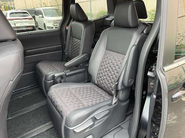 ヴォクシー ハイブリッドS-Z 快適利便パッケージHI 純正10.5型コネクトナビ TV CD/DVD ブラインドスポットモニター 3眼LEDヘッドライト 両側電動ドア ビルトインETC2.0 ハーフレザーシート 追従クルーズ(53枚目)