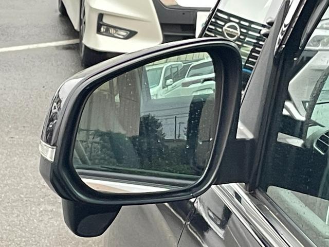 ヴォクシー ハイブリッドS-Z 快適利便パッケージHI 純正10.5型コネクトナビ TV CD/DVD ブラインドスポットモニター 3眼LEDヘッドライト 両側電動ドア ビルトインETC2.0 ハーフレザーシート 追従クルーズ(79枚目)