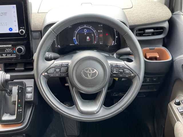 シエンタ 　セーフティセンス　コンフォートパッケージ　純正８インチディスプレイオーディオ　バックモニター　温ハンドル　両側電動ドア　前席シートヒーター　ブラインドスポットモニター　ＥＴＣ　サイドバイザー（23枚目）