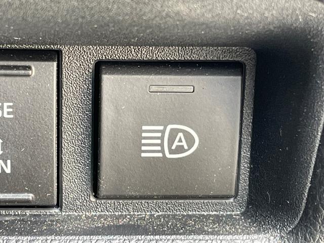 シエンタ 　セーフティセンス　コンフォートパッケージ　純正８インチディスプレイオーディオ　バックモニター　温ハンドル　両側電動ドア　前席シートヒーター　ブラインドスポットモニター　ＥＴＣ　サイドバイザー（26枚目）