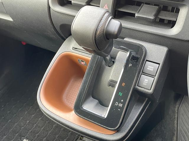 シエンタ 　セーフティセンス　コンフォートパッケージ　純正８インチディスプレイオーディオ　バックモニター　温ハンドル　両側電動ドア　前席シートヒーター　ブラインドスポットモニター　ＥＴＣ　サイドバイザー（37枚目）