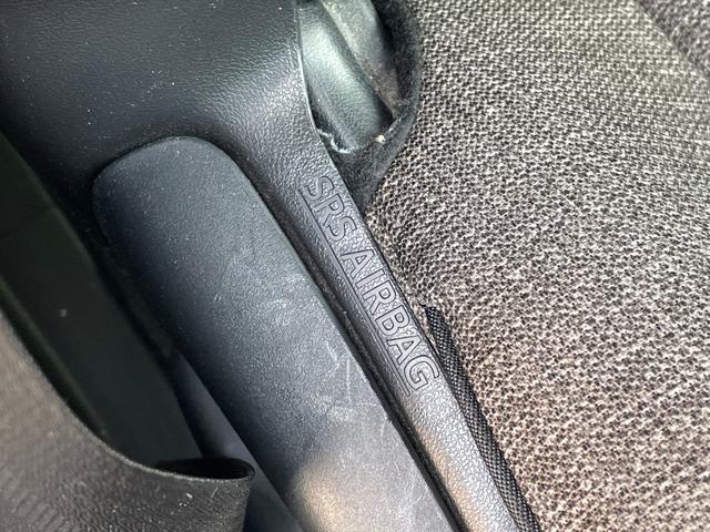 シエンタ 　セーフティセンス　コンフォートパッケージ　純正８インチディスプレイオーディオ　バックモニター　温ハンドル　両側電動ドア　前席シートヒーター　ブラインドスポットモニター　ＥＴＣ　サイドバイザー（42枚目）