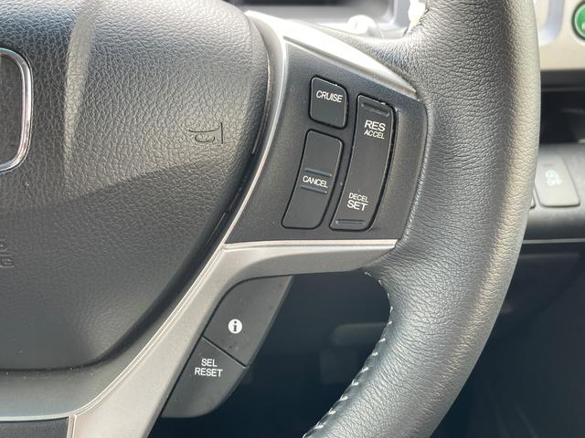 ステップワゴンスパーダ Z クールスピリット ワンオナ 純正ナビ 後席モニター バックモニター コンフォートビューパッケージ アクティブコーナリングライト 両側パワースライドドア キセノンヘッドライト クルーズコントロール ハーフレザーシート(6枚目)