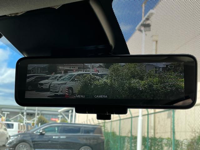 ノート ｅ－パワー　Ｘ　アラウンドビューモニター　デジタルルームミラー　オーディオ　ＦＭ／ＡＭ　エマージェンシーブレーキ　車線逸脱警報　ＥＴＣ　車両検知警報　ドライブレコーダー　オートエアコン　オートライト　スマートキー（5枚目）