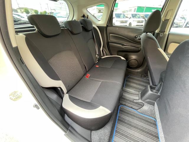 ノート ｅ－パワー　Ｘ　アラウンドビューモニター　デジタルルームミラー　オーディオ　ＦＭ／ＡＭ　エマージェンシーブレーキ　車線逸脱警報　ＥＴＣ　車両検知警報　ドライブレコーダー　オートエアコン　オートライト　スマートキー（15枚目）