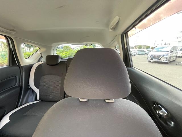 ノート ｅ－パワー　Ｘ　アラウンドビューモニター　デジタルルームミラー　オーディオ　ＦＭ／ＡＭ　エマージェンシーブレーキ　車線逸脱警報　ＥＴＣ　車両検知警報　ドライブレコーダー　オートエアコン　オートライト　スマートキー（43枚目）