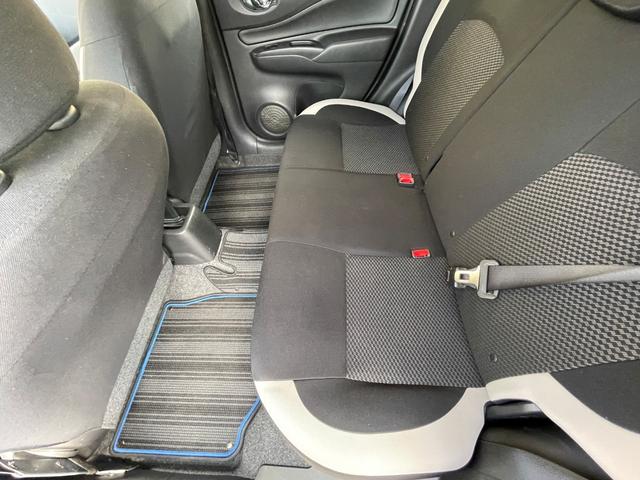 ノート ｅ－パワー　Ｘ　アラウンドビューモニター　デジタルルームミラー　オーディオ　ＦＭ／ＡＭ　エマージェンシーブレーキ　車線逸脱警報　ＥＴＣ　車両検知警報　ドライブレコーダー　オートエアコン　オートライト　スマートキー（49枚目）