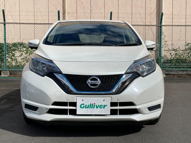 ノート ｅ－パワー　Ｘ　アラウンドビューモニター　デジタルルームミラー　オーディオ　ＦＭ／ＡＭ　エマージェンシーブレーキ　車線逸脱警報　ＥＴＣ　車両検知警報　ドライブレコーダー　オートエアコン　オートライト　スマートキー（53枚目）