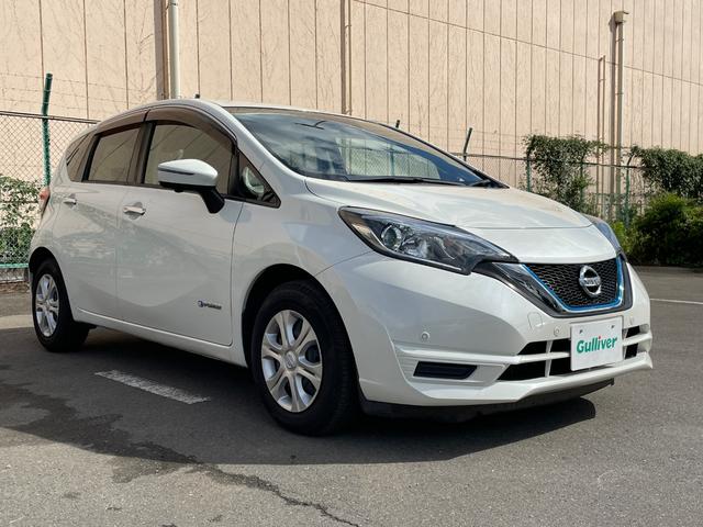 ノート ｅ－パワー　Ｘ　アラウンドビューモニター　デジタルルームミラー　オーディオ　ＦＭ／ＡＭ　エマージェンシーブレーキ　車線逸脱警報　ＥＴＣ　車両検知警報　ドライブレコーダー　オートエアコン　オートライト　スマートキー（54枚目）