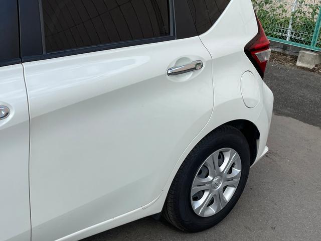 ノート ｅ－パワー　Ｘ　アラウンドビューモニター　デジタルルームミラー　オーディオ　ＦＭ／ＡＭ　エマージェンシーブレーキ　車線逸脱警報　ＥＴＣ　車両検知警報　ドライブレコーダー　オートエアコン　オートライト　スマートキー（65枚目）