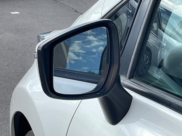 ノート ｅ－パワー　Ｘ　アラウンドビューモニター　デジタルルームミラー　オーディオ　ＦＭ／ＡＭ　エマージェンシーブレーキ　車線逸脱警報　ＥＴＣ　車両検知警報　ドライブレコーダー　オートエアコン　オートライト　スマートキー（73枚目）