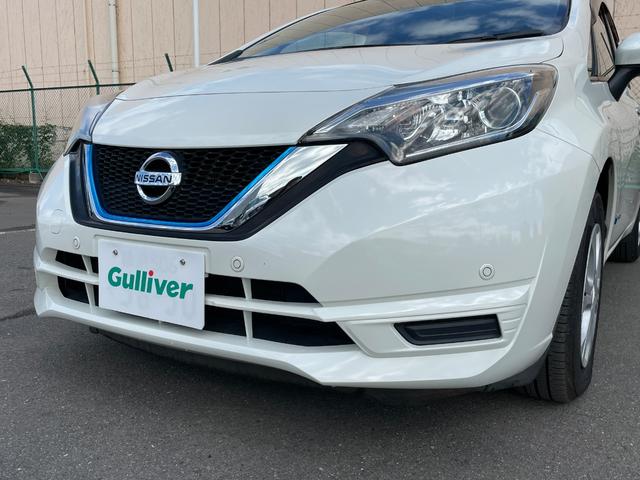 ノート ｅ－パワー　Ｘ　アラウンドビューモニター　デジタルルームミラー　オーディオ　ＦＭ／ＡＭ　エマージェンシーブレーキ　車線逸脱警報　ＥＴＣ　車両検知警報　ドライブレコーダー　オートエアコン　オートライト　スマートキー（78枚目）