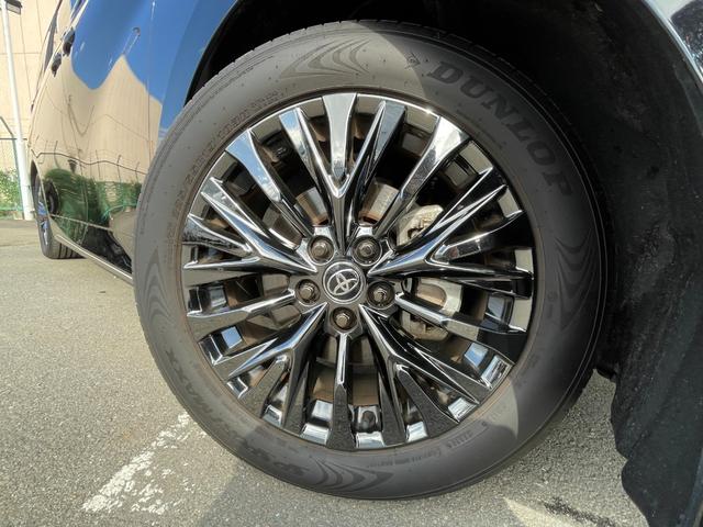 ヴェルファイアハイブリッド Z プレミア 左右独立ムーンルーフ 14型ナビ 13.2型天吊モニター ワイヤレス充電 デジタルミラー BSM シートベンチレーション 両側電動ドア パワーシート パワーバックドア ETC2.0 ドライブレコーダー(18枚目)